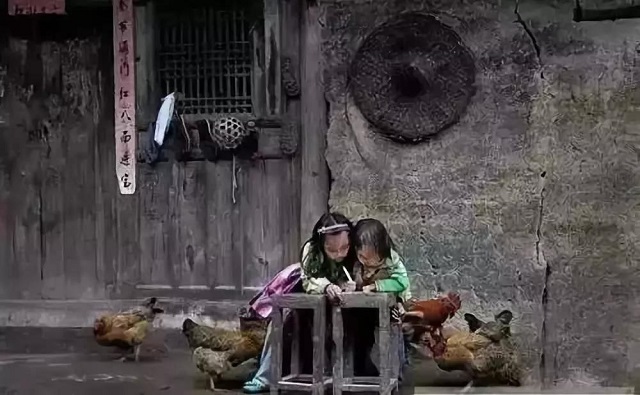 70、80、90后，小时候开学的场景！你还记得吗…..