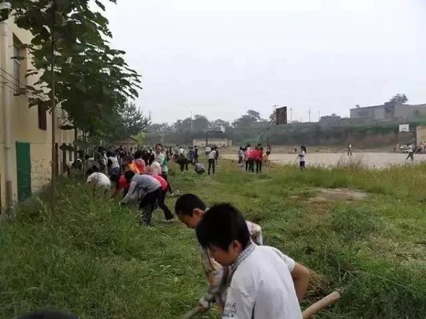 70、80、90后，小时候开学的场景！你还记得吗…..