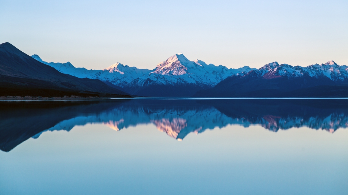 绝美雪山湖泊风光，4K超清壁纸，3840x2160高清下载