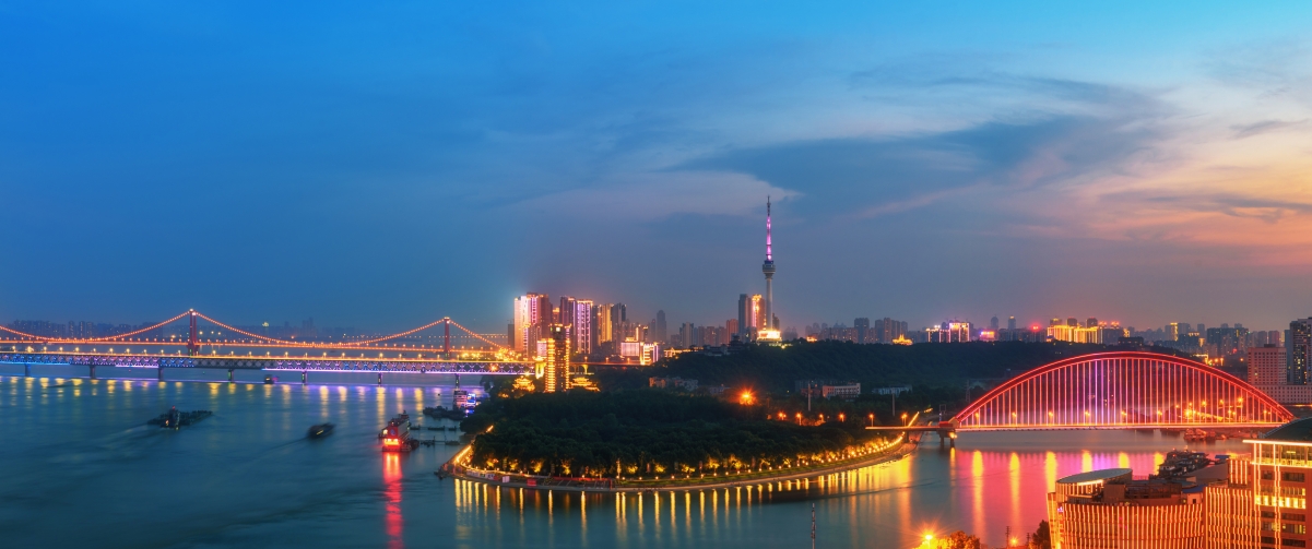 武汉长江大桥夜景4K高清壁纸，3440x1440超清风景图片下载