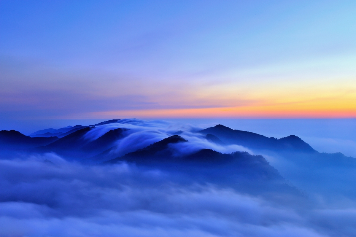 风起云涌4K超清风景壁纸，精选高清图片，4256x2832分辨率，一键下载