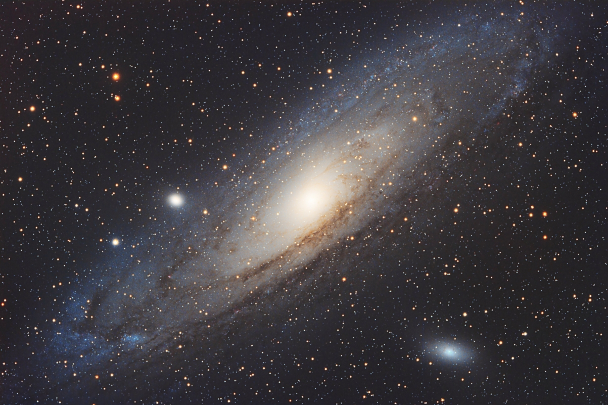 仙女座璀璨星空，绝美4K风景壁纸，高清无水印，一键下载