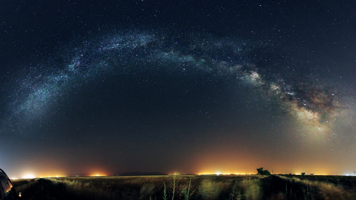 夜晚星空，璀璨星星绘成弧，高清4K壁纸（3840x2160）免费下载