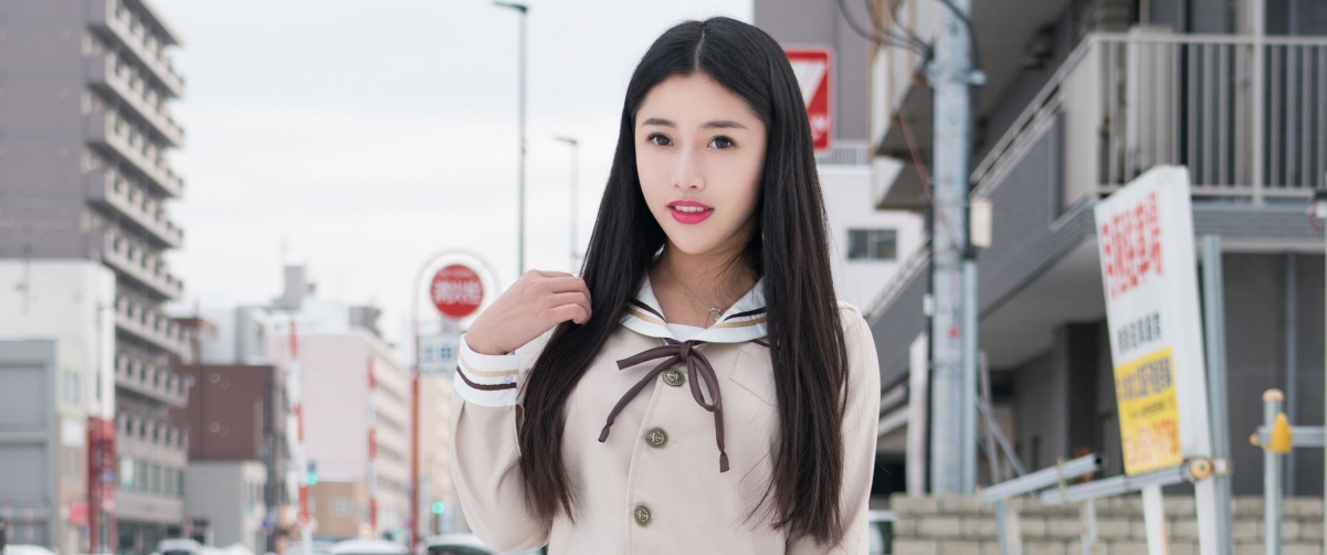 陈嘉嘉高清壁纸，长发飘逸，白衬衫美女，4K超高清3440x1440免费下载