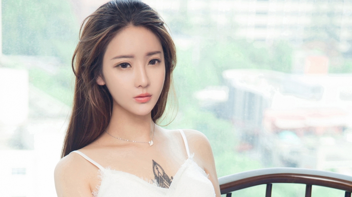 刘天天绝美4K壁纸，高清美女图片，3840x2160分辨率，免费下载