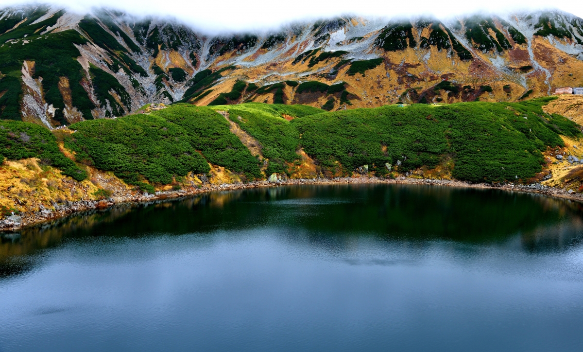 日本富士山湖光山色美景，4K超清壁纸，高清3999x2412大图免费下载