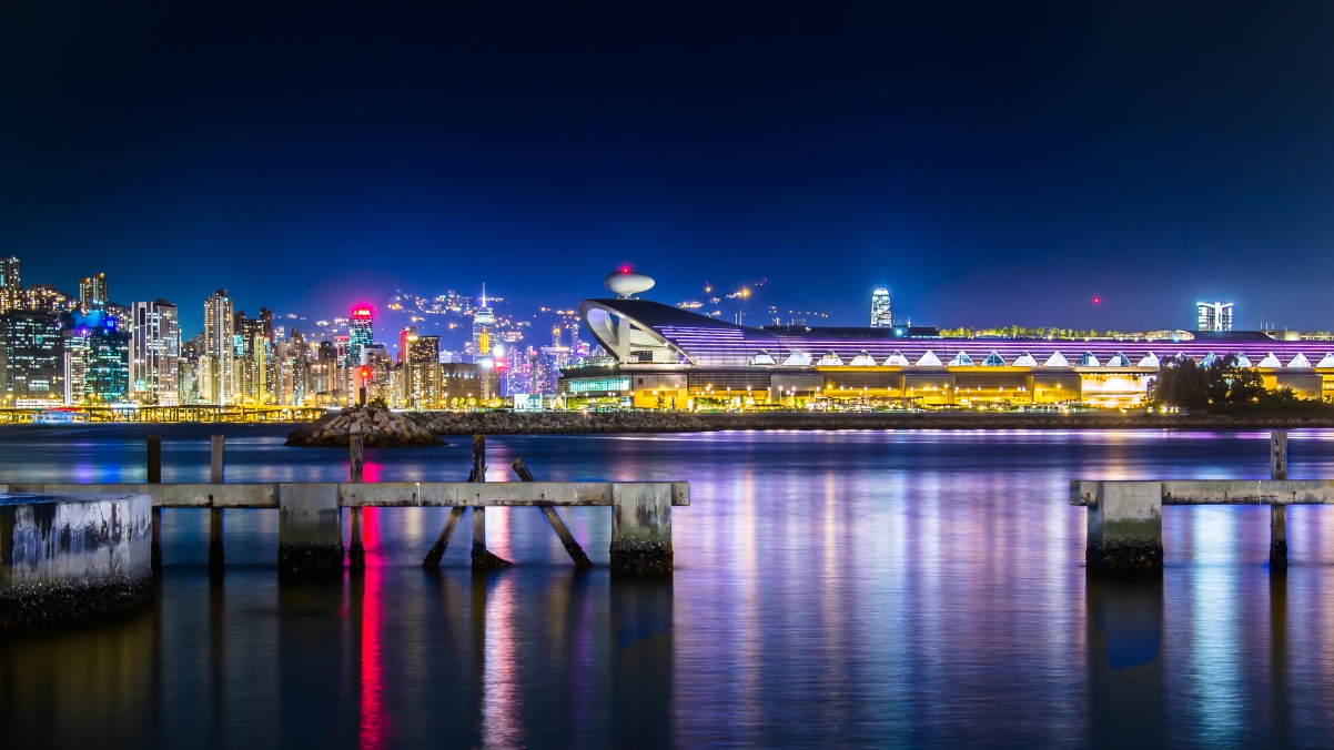 香港启德邮轮码头绝美风光，高清4K壁纸，尽享3840x2160极致视觉盛宴！