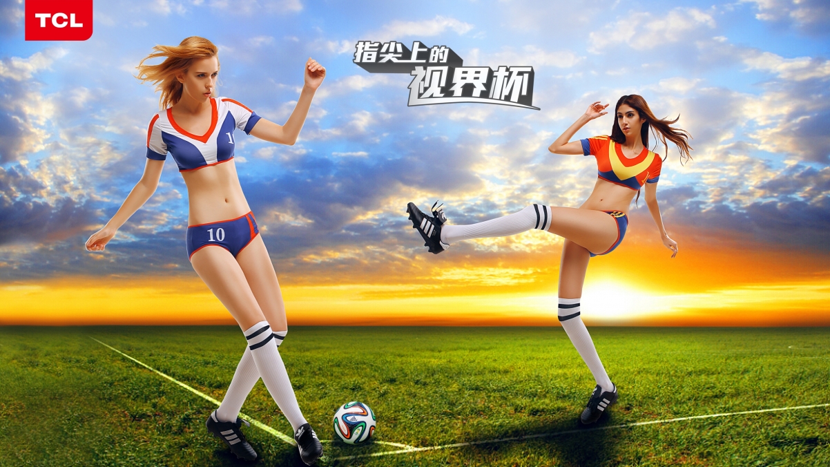 足球宝贝炫彩登场，TCL 4K超清壁纸，美女图片高清呈现，3840x2160分辨率，一键下载