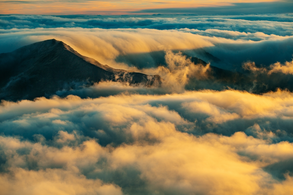 高山天空云景，绝美5K/4K摄影图集，超清5760x3840壁纸下载