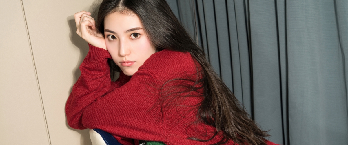 克拉女神绝美瞬间，3440x1440高清4K壁纸，美女图片一键下载