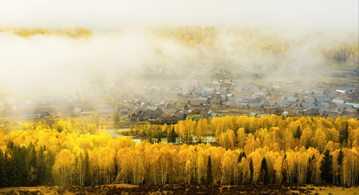 新疆禾木绝美仙境，4K超清风景图片，高清壁纸4000x2174，免费下载