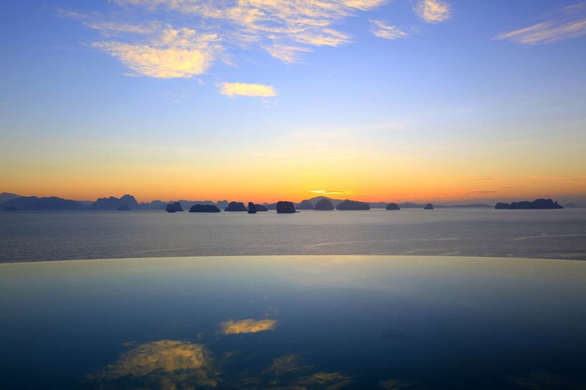 绝美大海山水岩石天空，4K超清风景壁纸，高清4200x2800分辨率，免费下载！