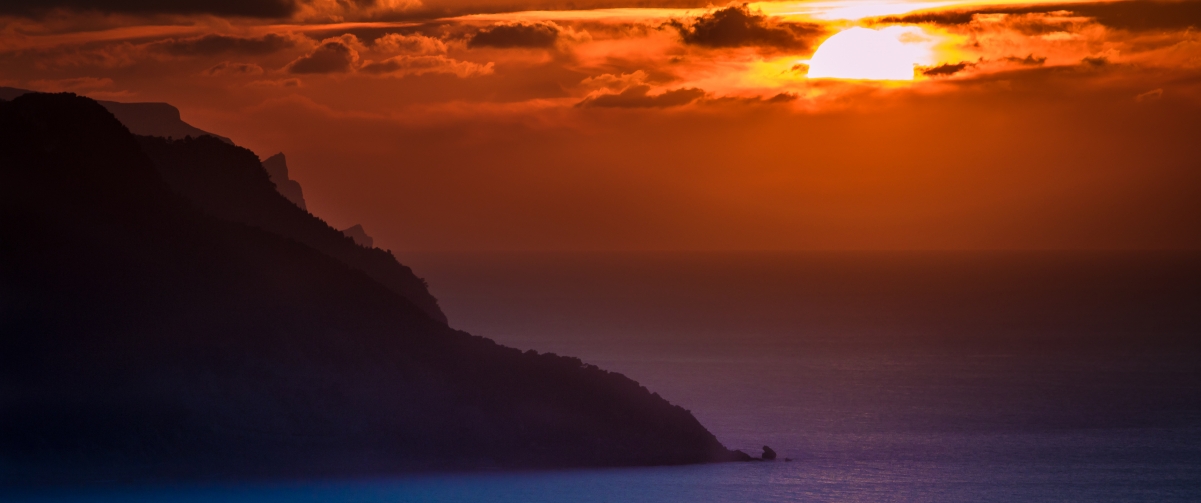 马洛卡海滩绝美日落，高清4K壁纸，3440x1440分辨率，一键下载