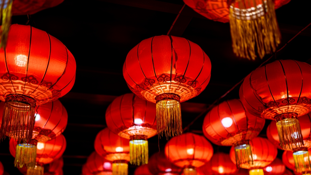 春节喜庆红灯笼，年味浓郁4K高清壁纸，3840x2160超清下载