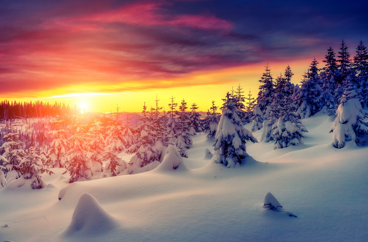 自然冬景，雪景高清4K壁纸，绝美天空风景图，4000x2630分辨率免费下载