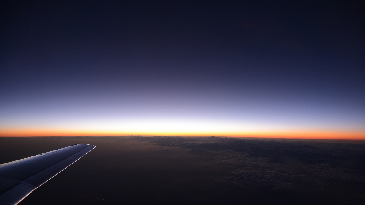 绝美空中日落4K高清壁纸，3840x2160超清风景图片，免费下载