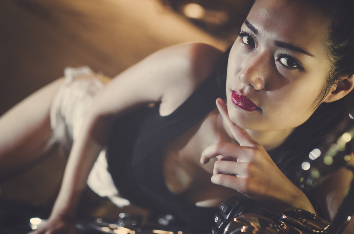 4K高清美女壁纸，美丽女性容颜秀发肌肤，精选4928x3264大图下载