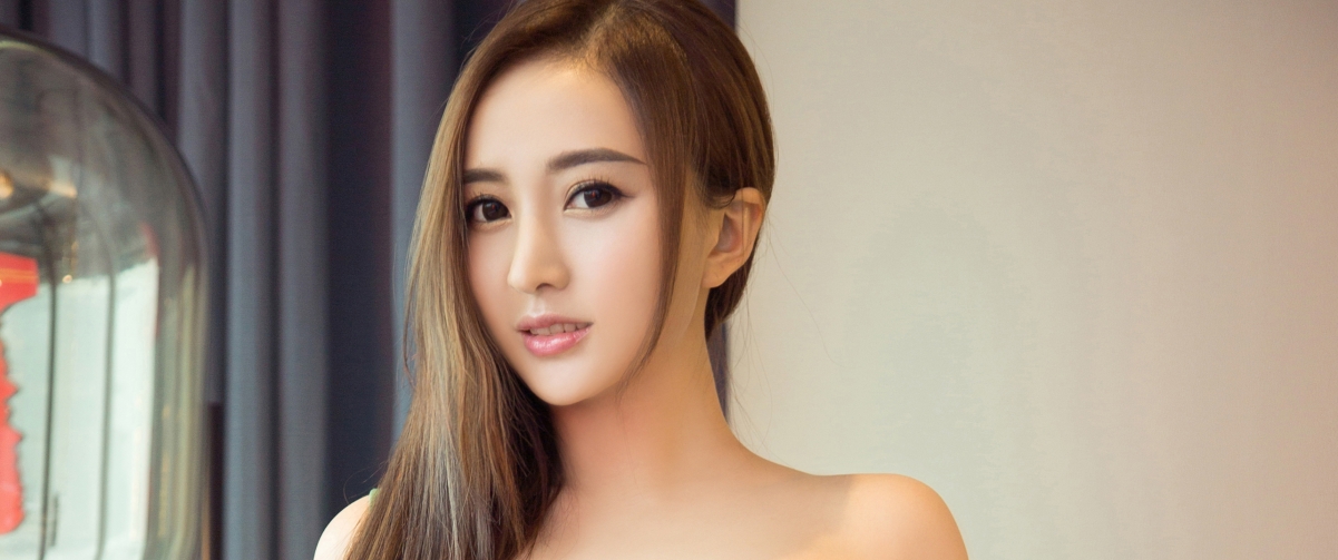 高清4K美女壁纸，可爱小甜心，3440x1440分辨率，一键下载