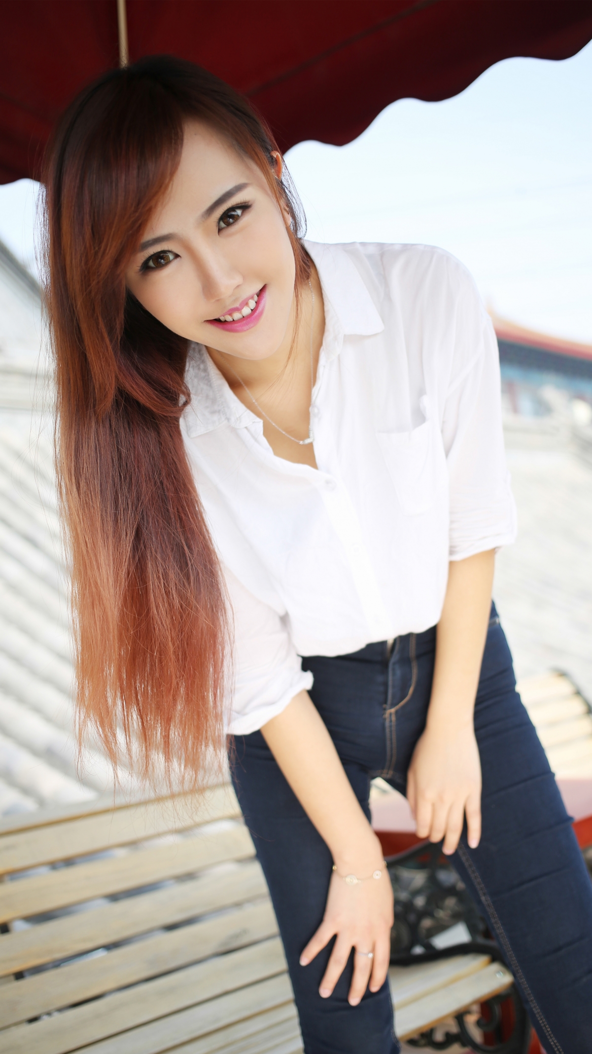 赵婉妮Wanni高清长发美女壁纸，惊艳4K画质，2160x3840超清大图下载