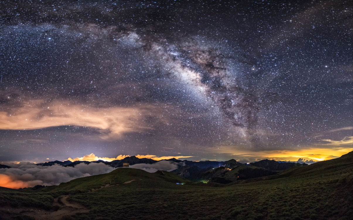 山巅云卷，银河系映星空，精选7K风景壁纸与4K高清图片，7577x4736超高清下载