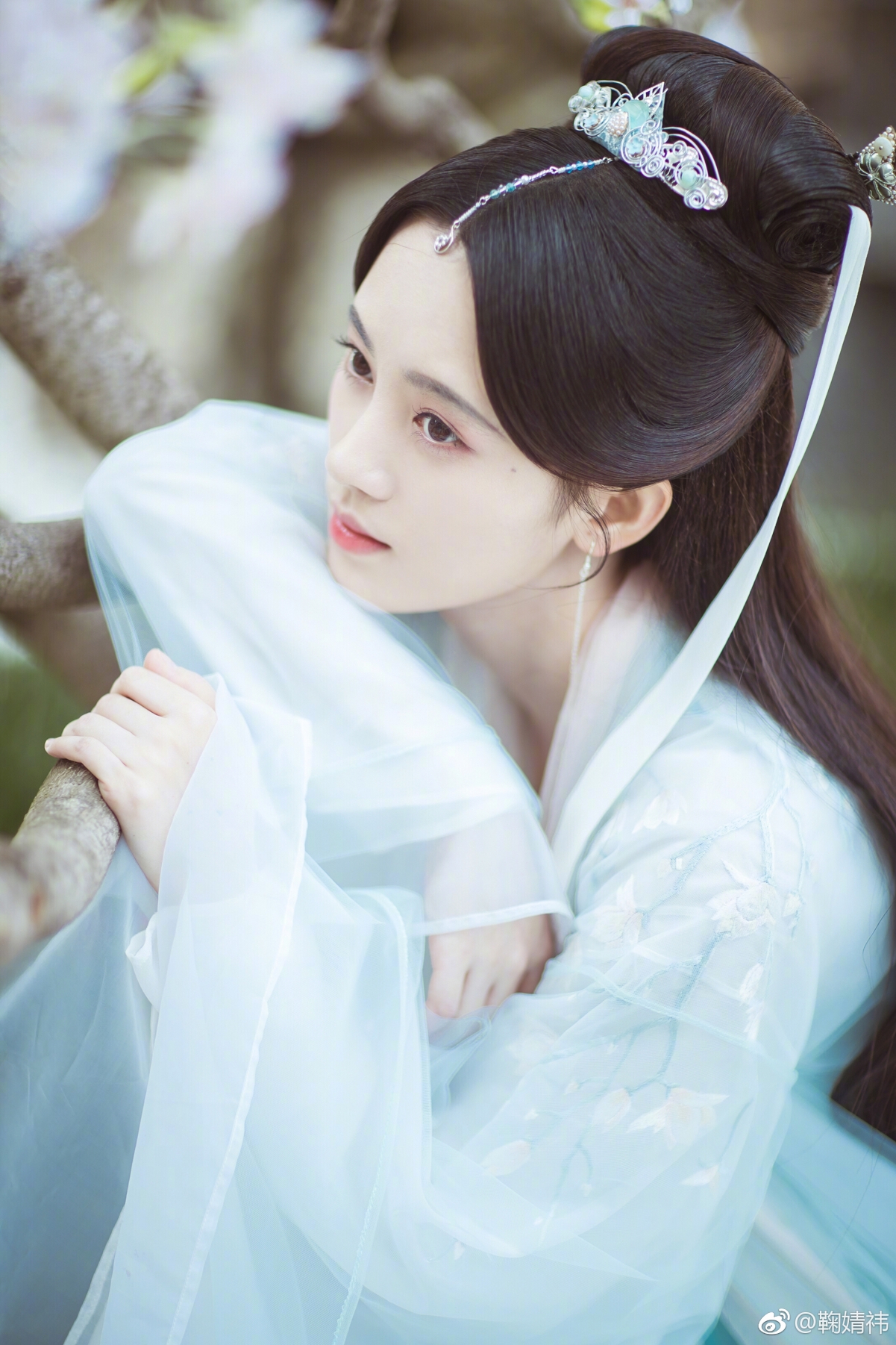 2019版白娘子传奇，白素贞绝美4K手机壁纸，高清2176x3264，一键下载