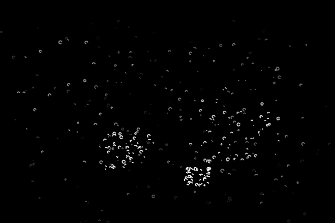 html5 canvas鼠标点击水珠爆炸动画特效