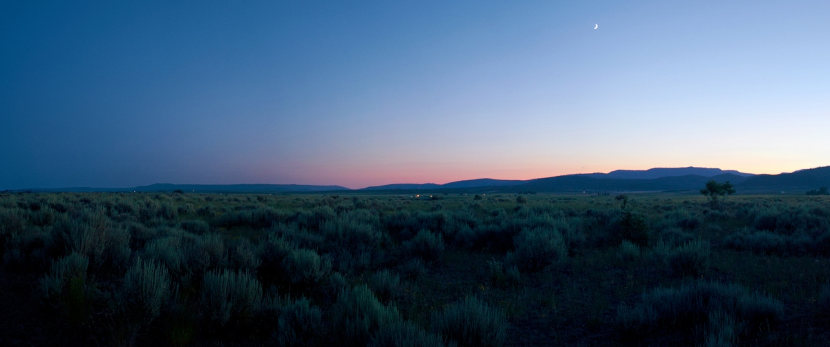 绝美Lakeview山谷黄昏风光，3440x1440超清4K壁纸，一键下载