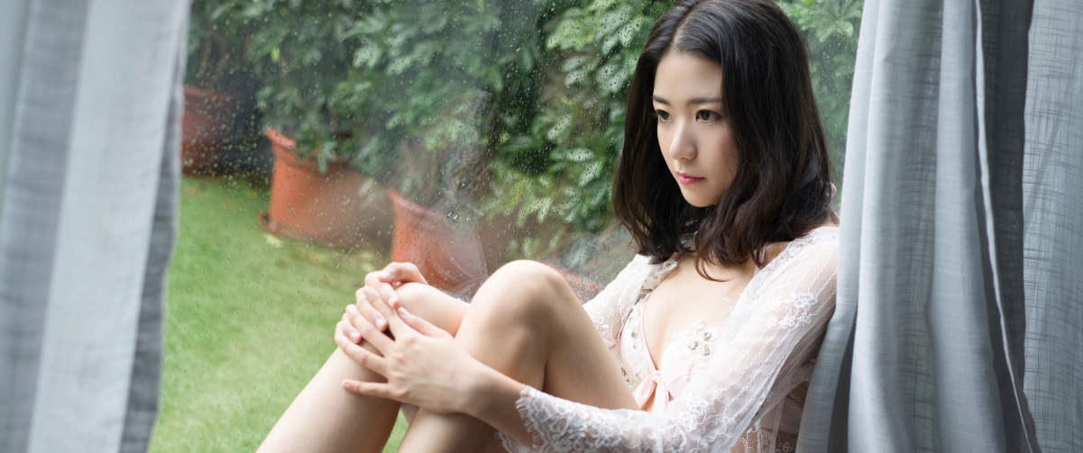 清纯女神宁宁惊艳亮相，超清4K美女壁纸，3440x1440高清下载