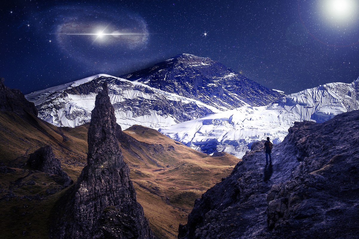 山峦空间，自然天空下的冒险之旅，4K高清夜晚星空户外风景壁纸，4200x2800免费下载