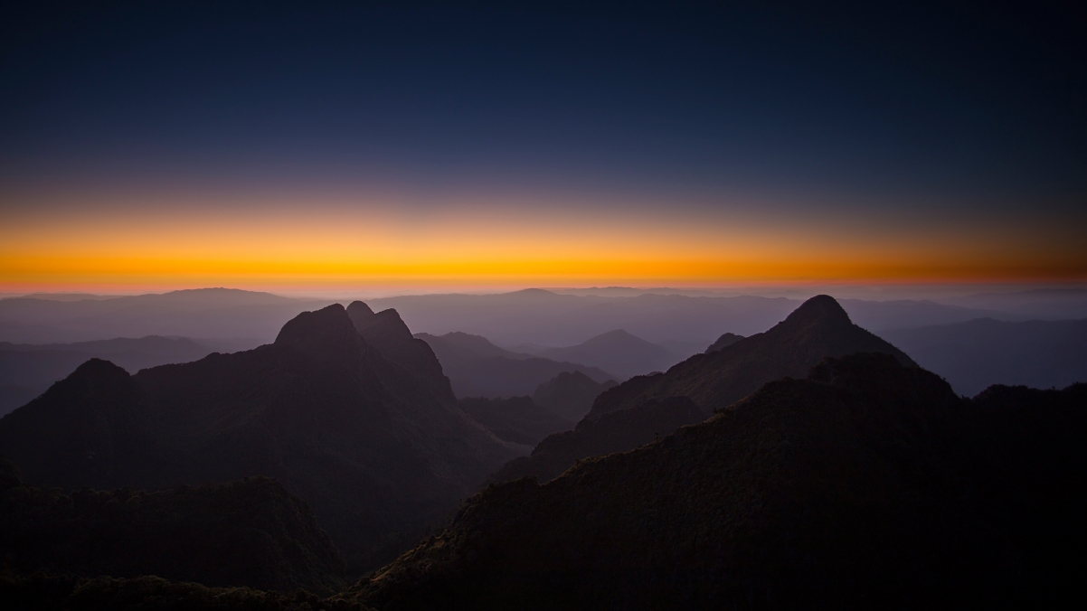 自然山景，绝美日落，4K高清壁纸下载，3840x2160超清分辨率