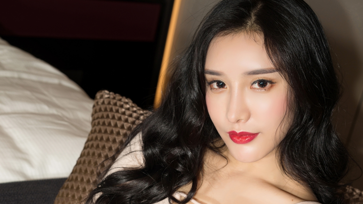 小西精选，养眼美女模特4K超清壁纸，3840x2160高清下载