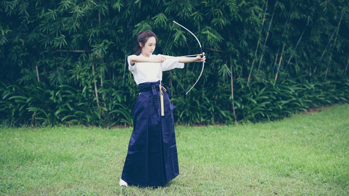 弓箭女神Kuemma惊艳亮相，超清4K壁纸，美女图片高清下载