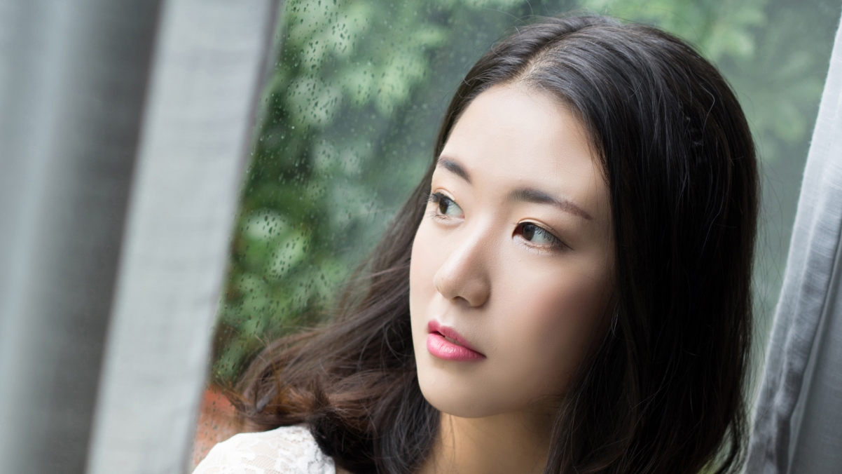 宁宁4K超清美女写真，精选高清壁纸，3840x2160分辨率，免费下载