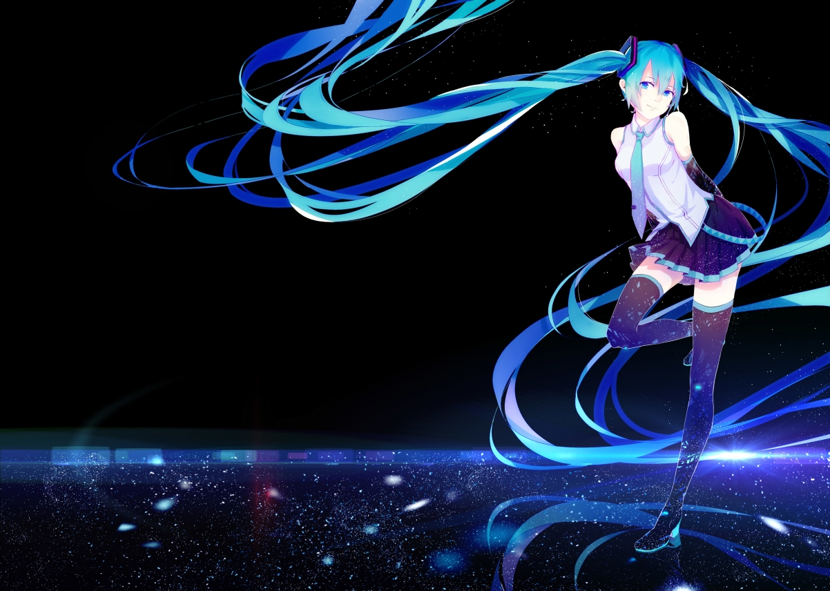 蓝色长发初音未来微笑女孩，高清4K动漫壁纸，4160x2961分辨率，免费下载