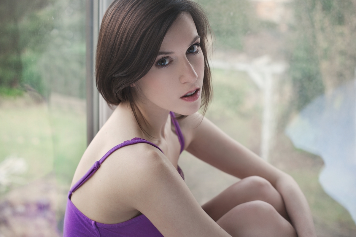 超高清4K美女模特壁纸，精选4256x2832分辨率美图，免费下载