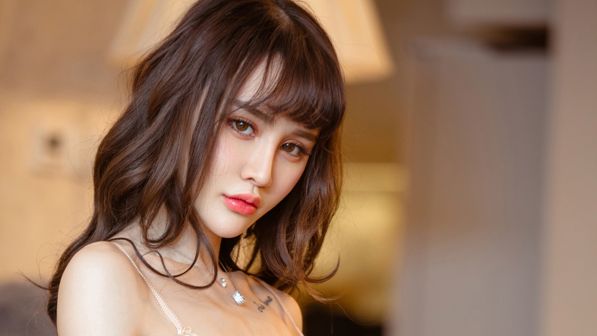U246青树精选，绝美4K高清美女壁纸，3840x2160超清下载