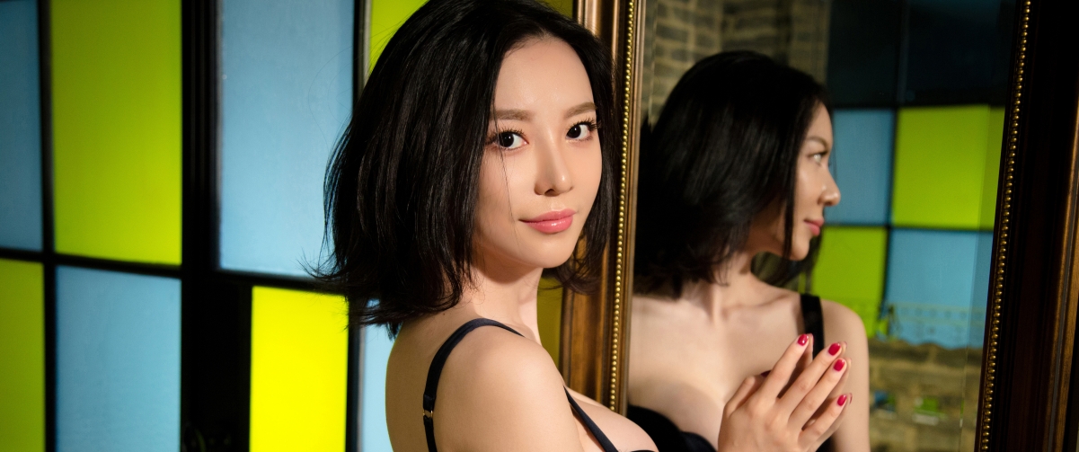 慕羽茜短发女神惊艳亮相，高清4K壁纸3440x1440，一键下载美女美图