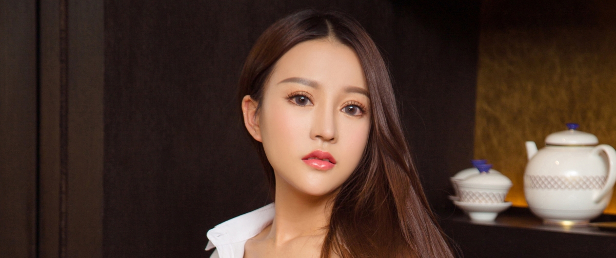 高清4K美女壁纸，长发女神韩乐优惊艳亮相，3440x1440分辨率畅享下载