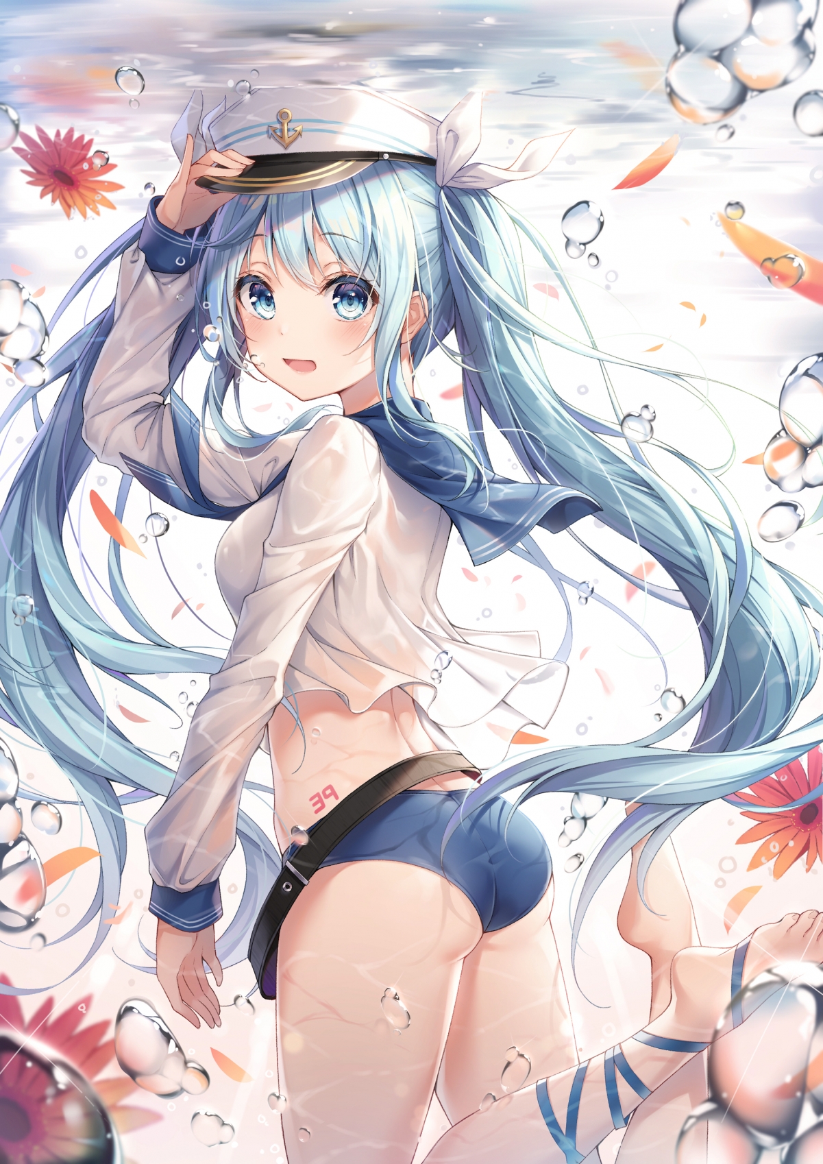 初音未来泳装版，水中倩影，绝美2K动漫竖屏壁纸，高清4K下载