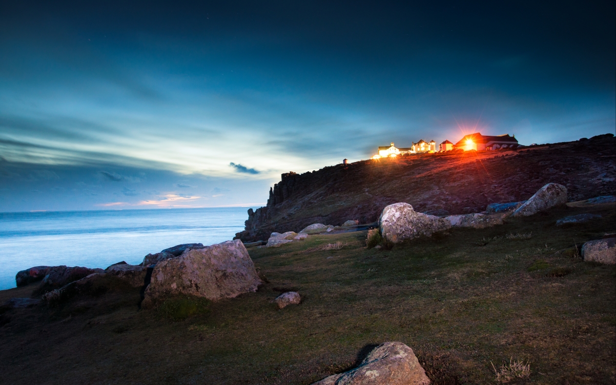 康沃尔陆地极致美景，超高清4K风景壁纸，3840x2400分辨率，畅享自然之美！