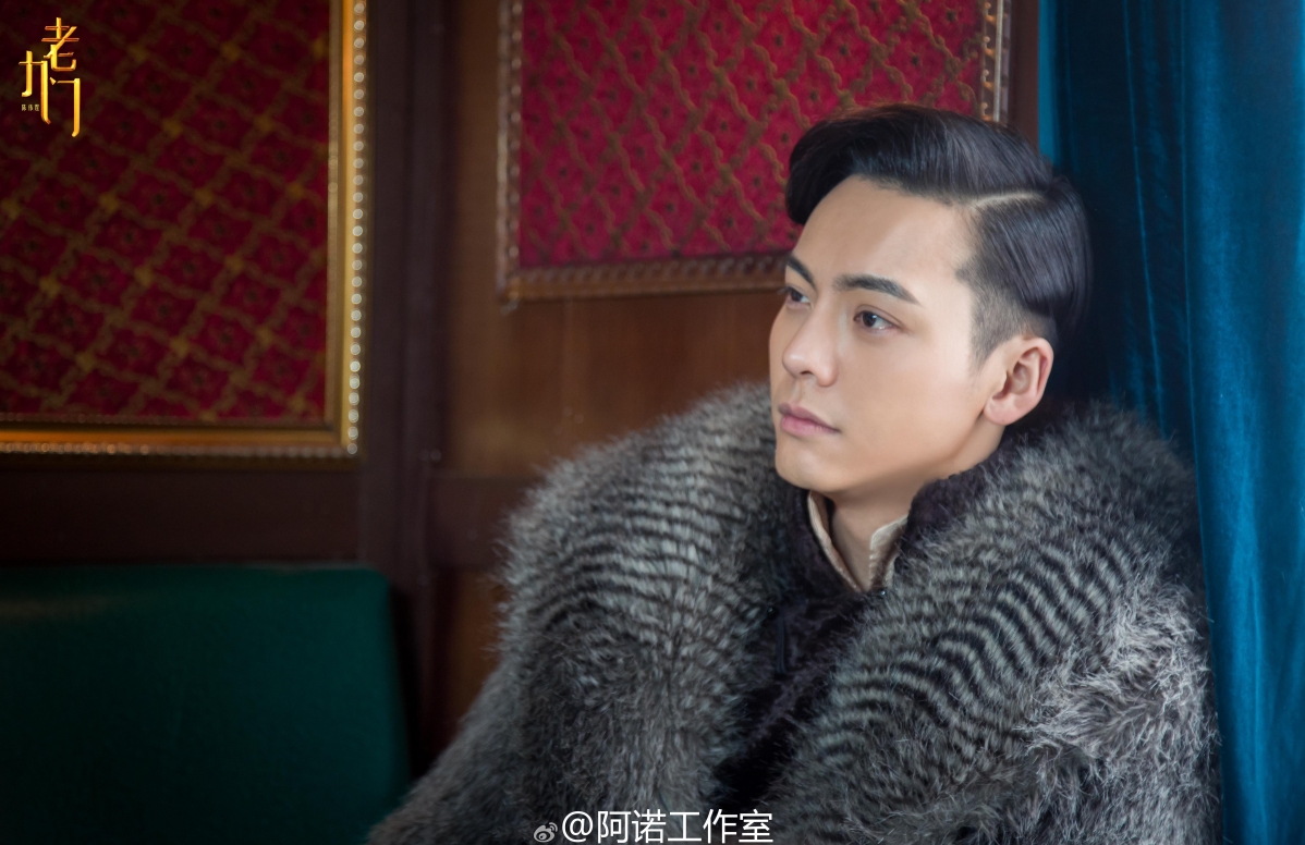 老九门张启山定妆照，高清4K剧照壁纸，精美5733x3711尺寸，免费下载