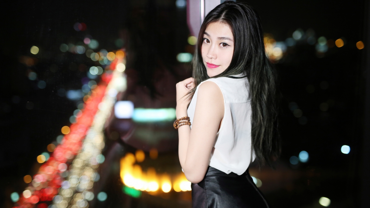 许诺Sabrina高清美女摄影，夜晚4K壁纸下载，超清3840x2160画质