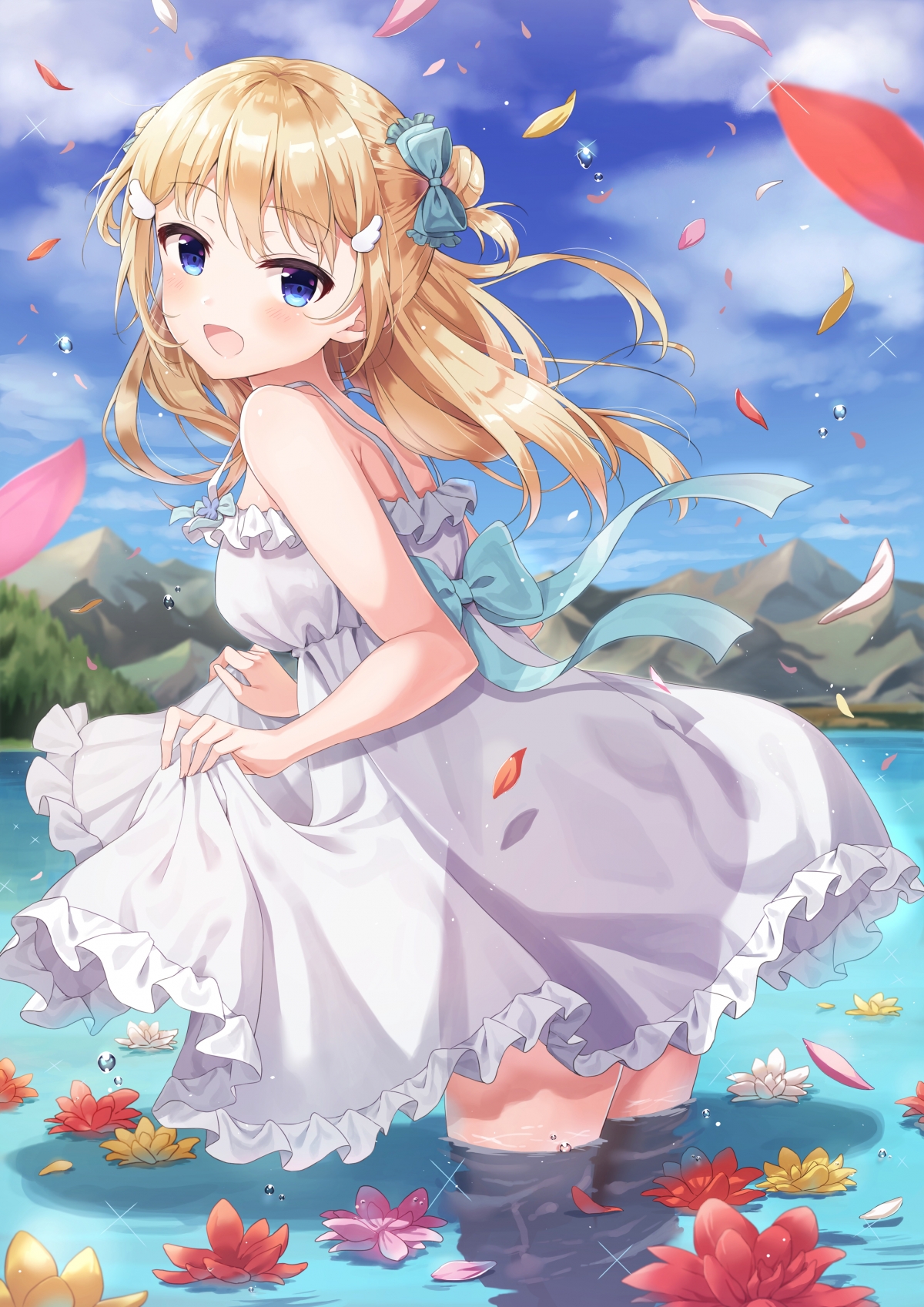 动漫少女白衣水花舞，绝美4K壁纸，高清2715x3840免费下载