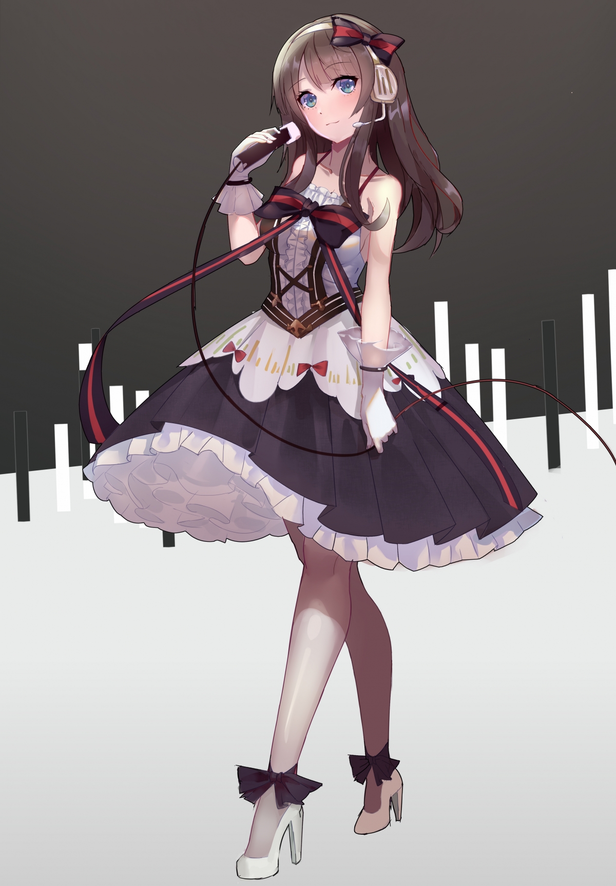 可爱少女风，裙子高跟鞋麦克风主题，超高清4K手机壁纸，3132x4508大图下载