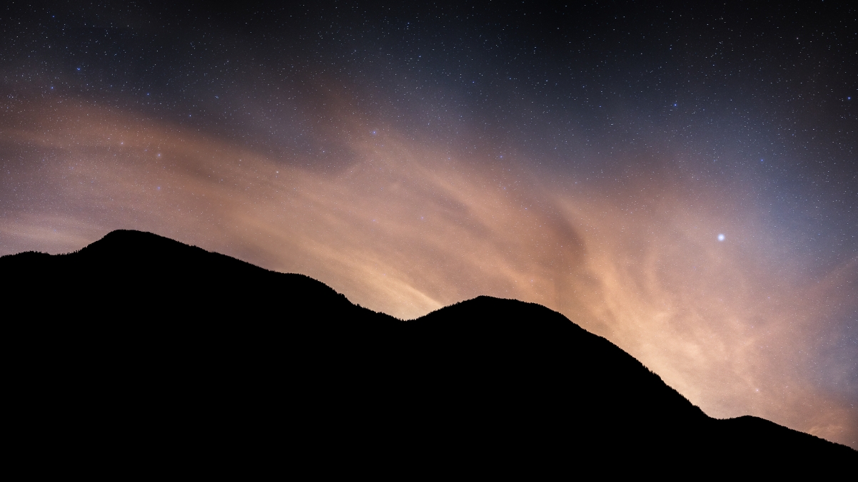 不列颠哥伦比亚Porteau Cove，绝美星空与风景4K壁纸，高清3840x2160，免费下载