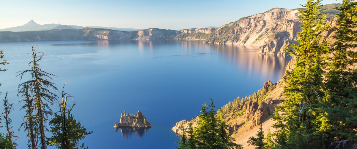 火山口湖绝美风光，4K带鱼屏壁纸，高清3440x1440下载