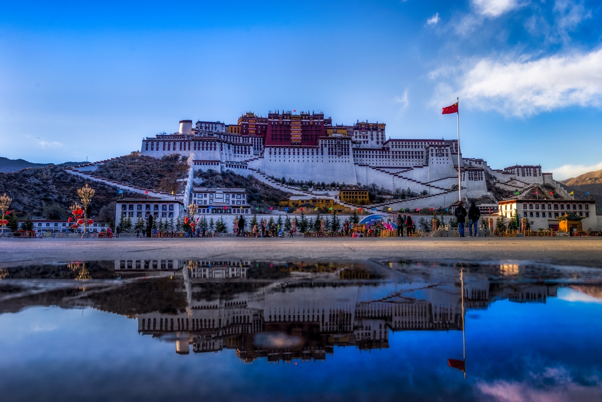 绝美布达拉宫，超高清4K风景图片，震撼壁纸，4000x2670免费下载