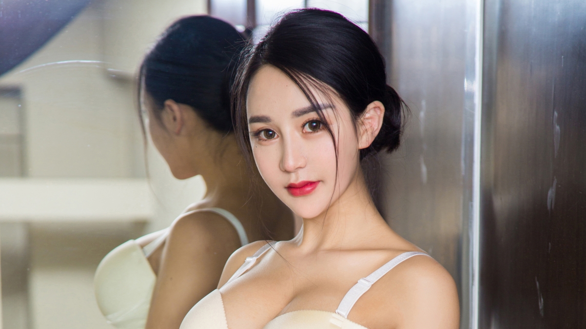 司徒林精选，绝美性感4K高清壁纸，3840x2160分辨率，免费下载