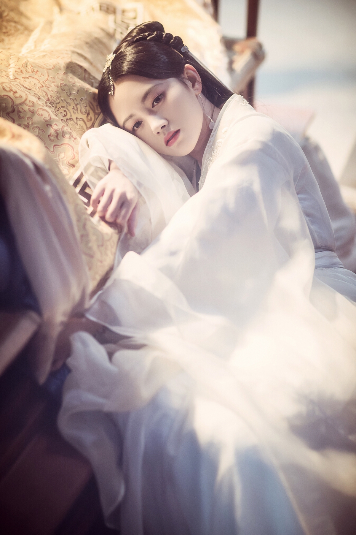 2019鞠婧祎版新白娘子传奇 4K高清白素贞手机壁纸 2175x3264免费下载