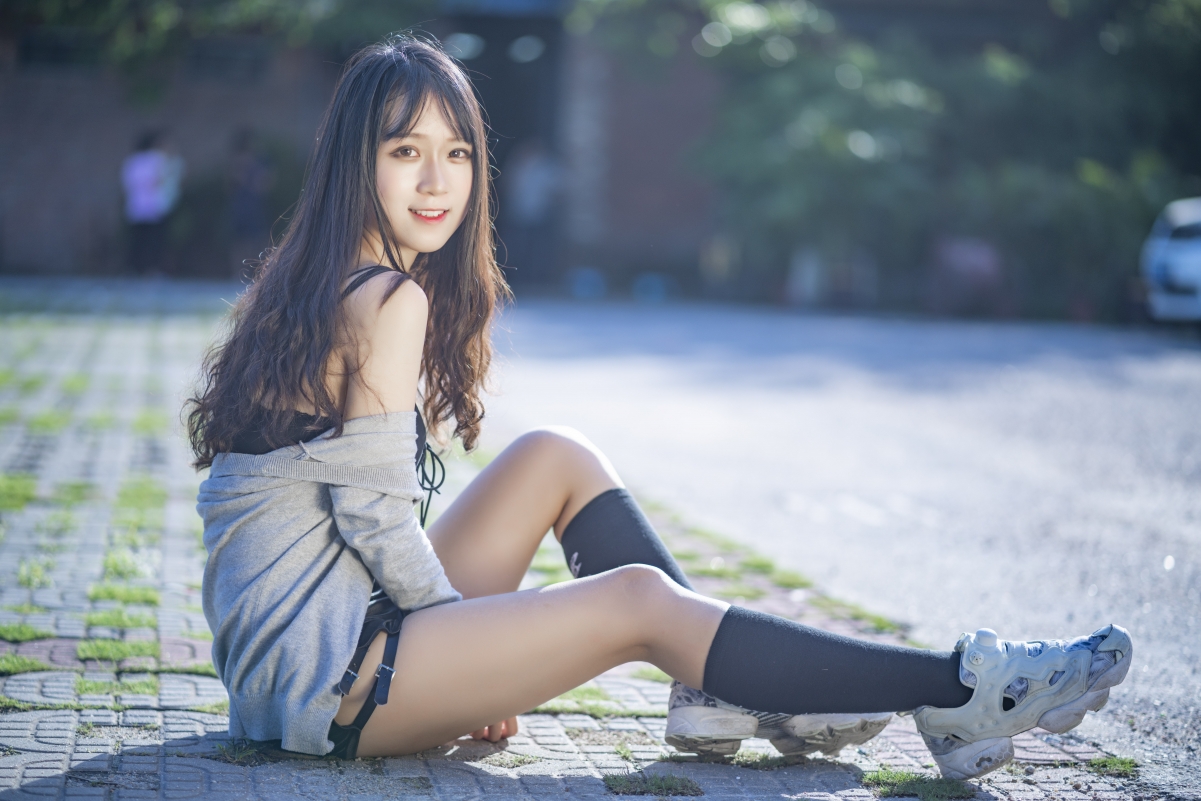 夏日梦幻美少女，惊艳8K超清壁纸，绝美4K美女图片，超高清7952x5304大图任你下载